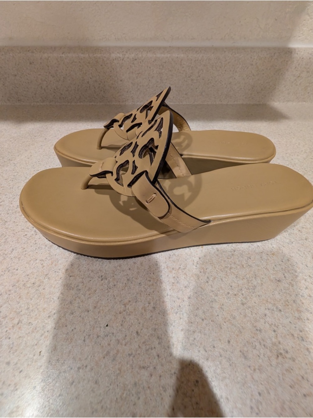 Tory Burch Tan Wedge Platform Thong Sandals with Logo Cutout